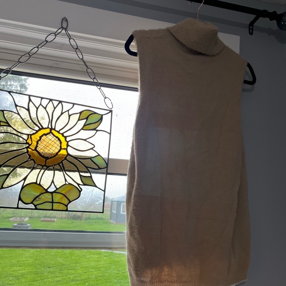 Fuzzy Turtleneck ✨ - Picture 3 of 3